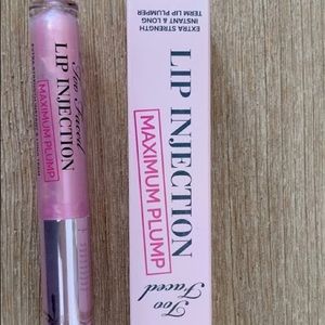 Too Faced Lip Injection Maximum Lip Plumper NEW